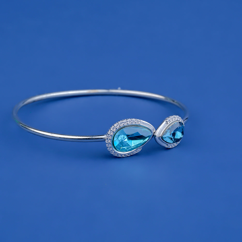 Sky Blue Diamond Bracelet
